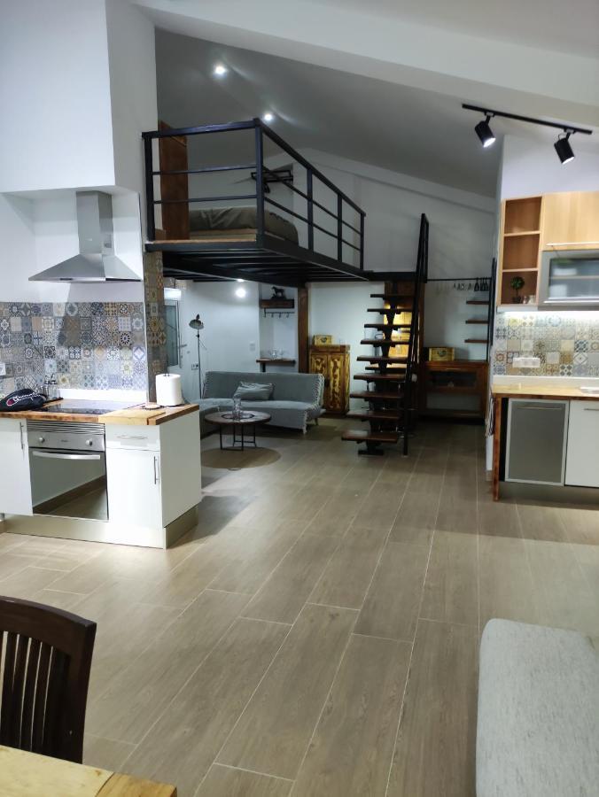 Loft De Lujo Calle De Las Marines دينايا المظهر الخارجي الصورة