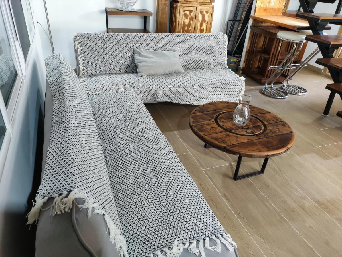 Loft De Lujo Calle De Las Marines دينايا المظهر الخارجي الصورة
