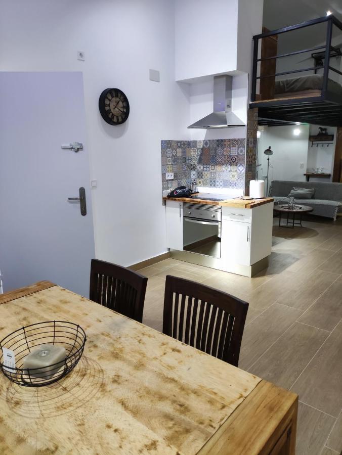 Loft De Lujo Calle De Las Marines دينايا المظهر الخارجي الصورة